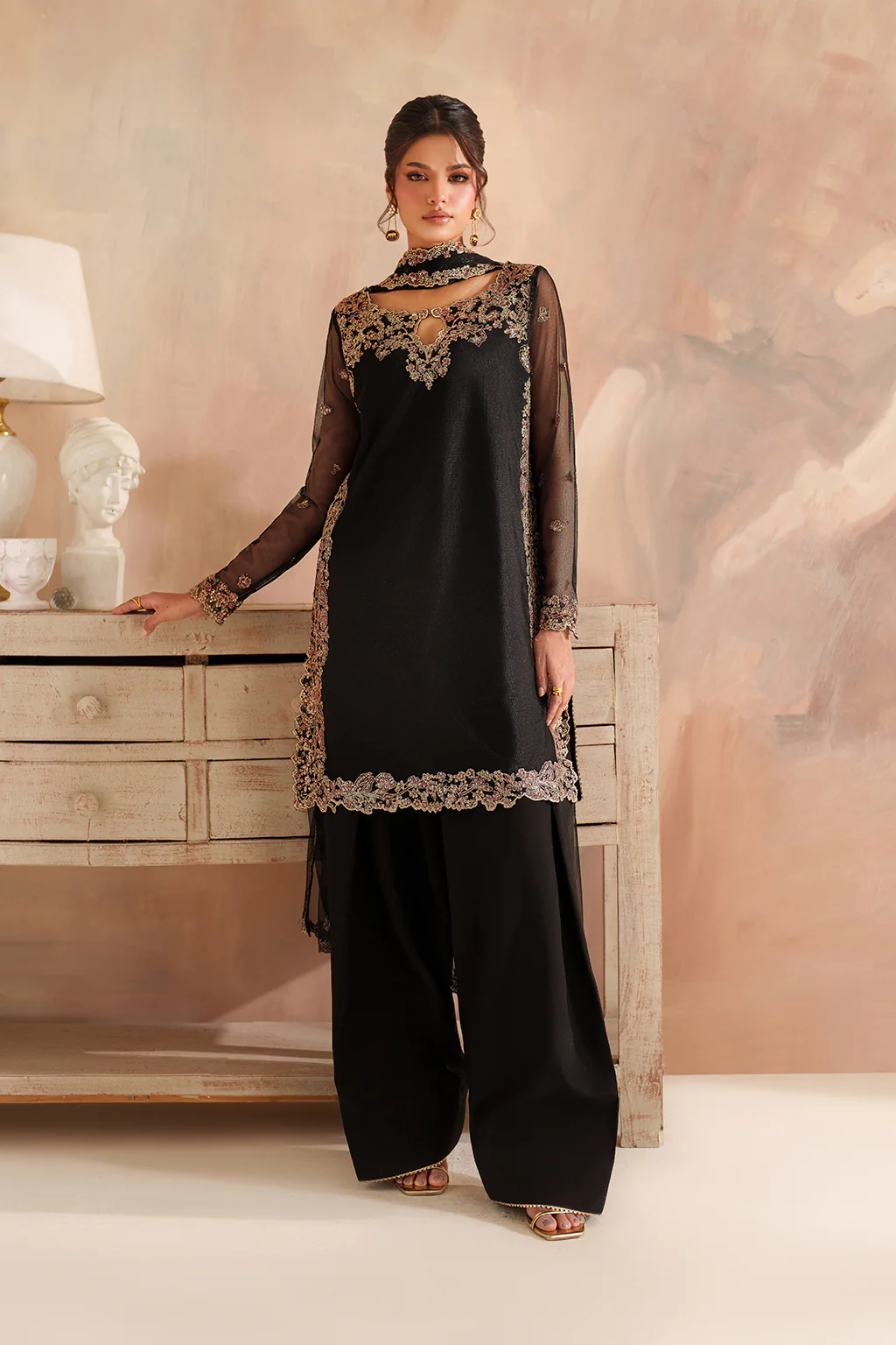 CC-77 Embroidered Net - Image 5