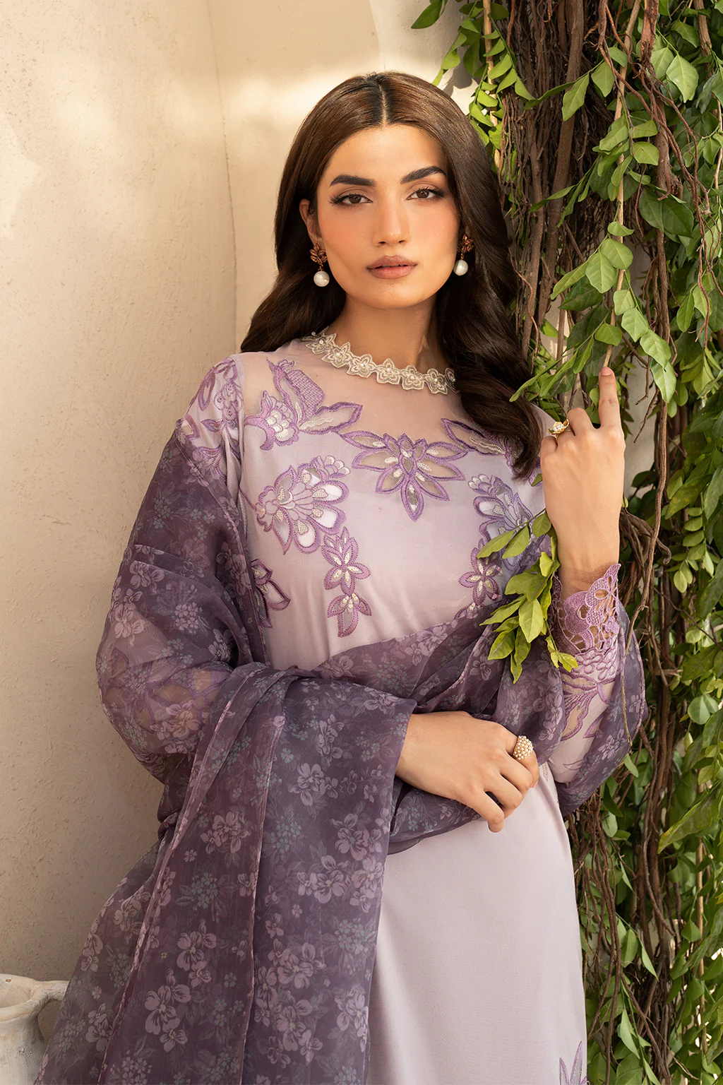 EFL-01 Embroidered Lawn - Image 9