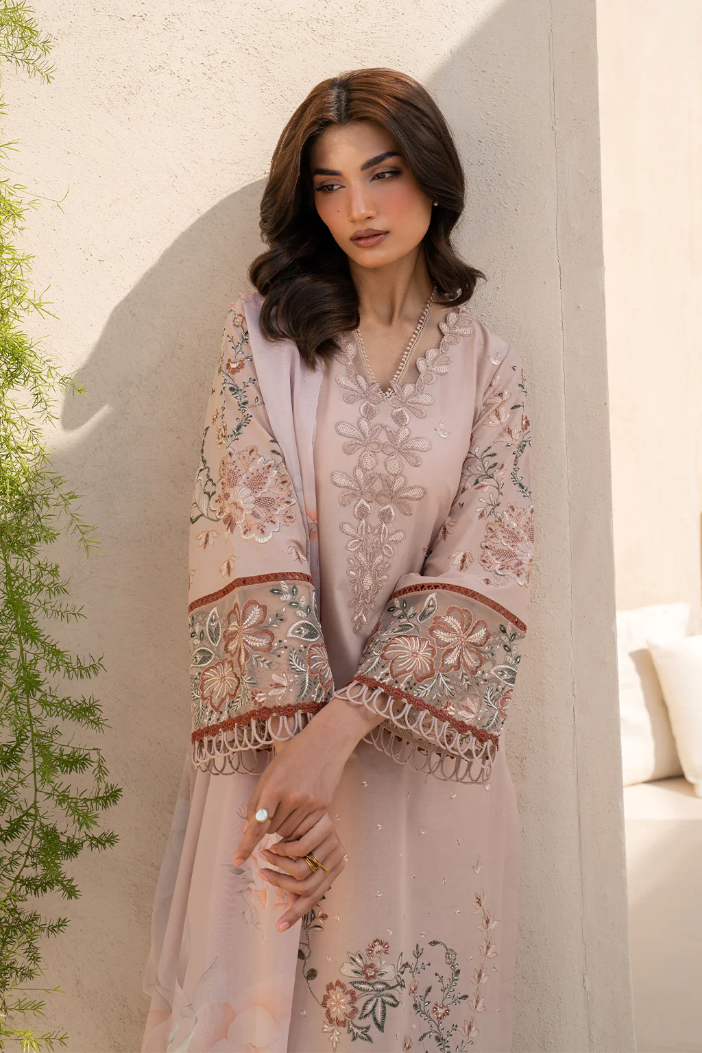 EFL-02 Embroidered Lawn - Image 4