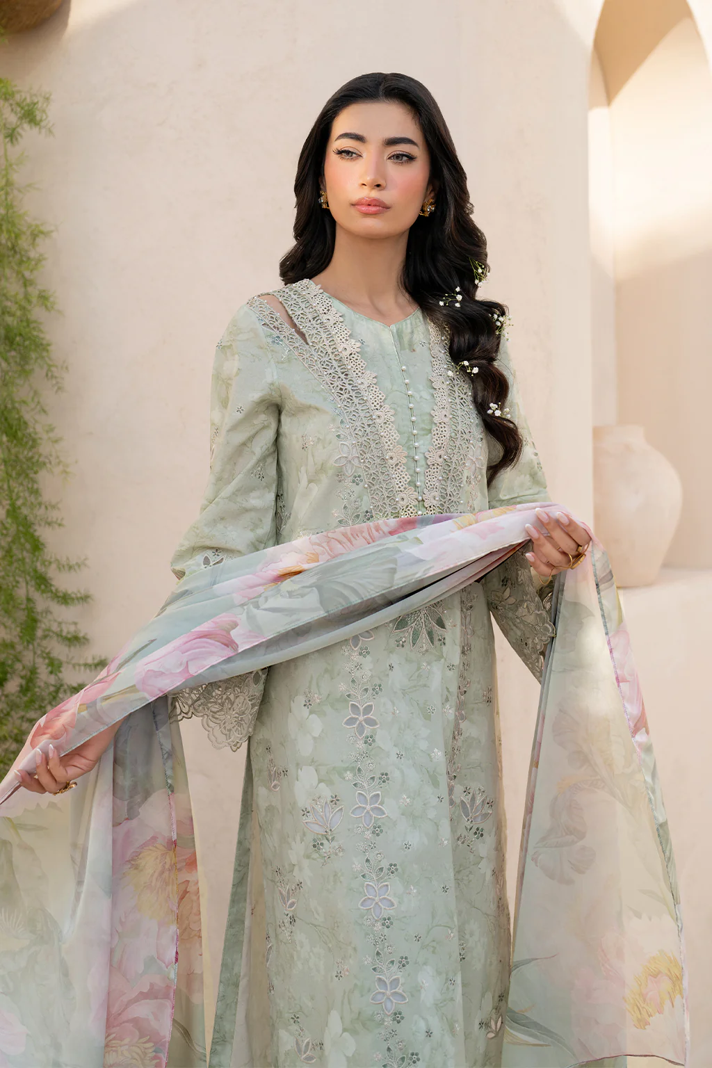 EFL-07 Embroidered Lawn - Image 8