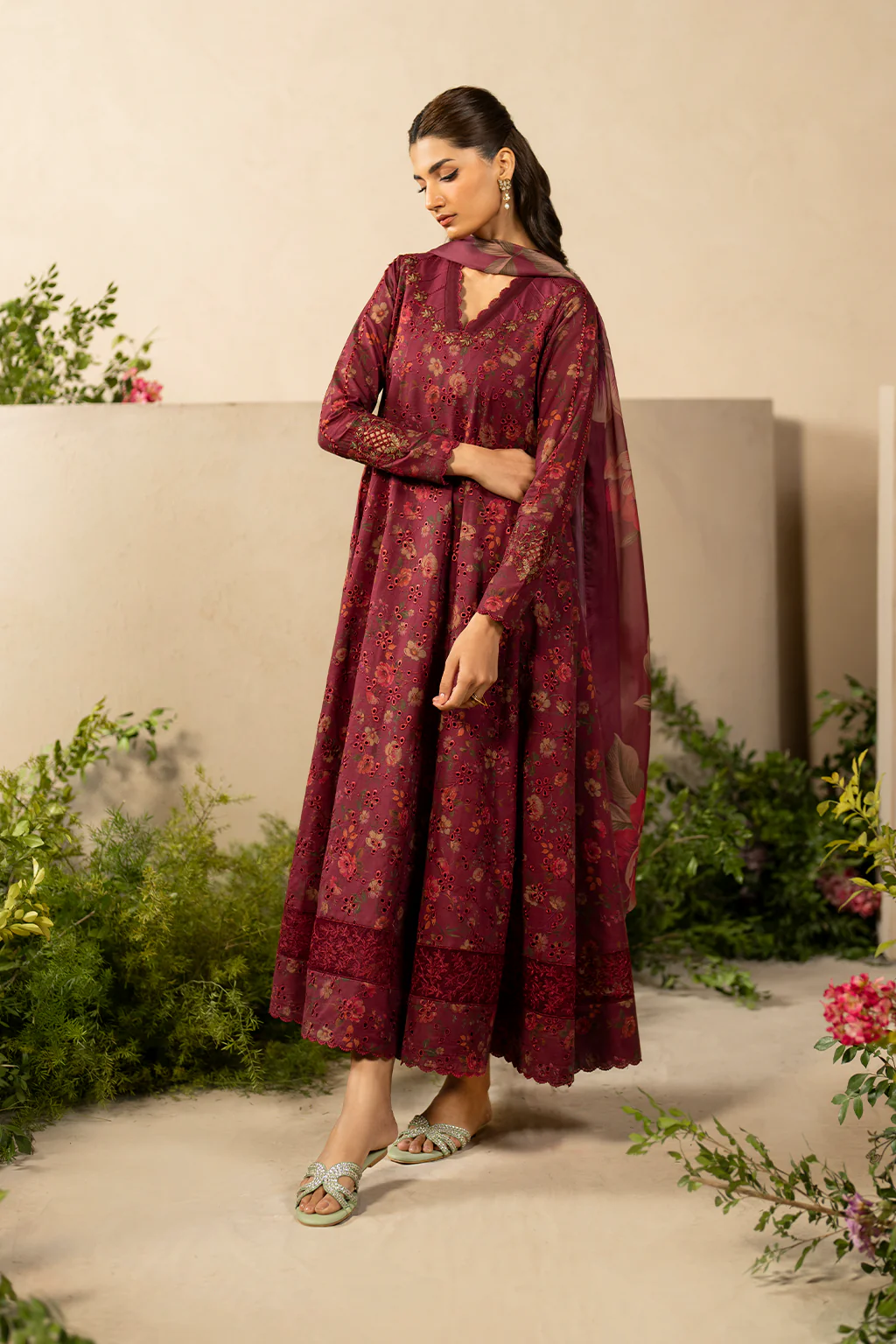 EFL-10 Embroidered Lawn - Image 8