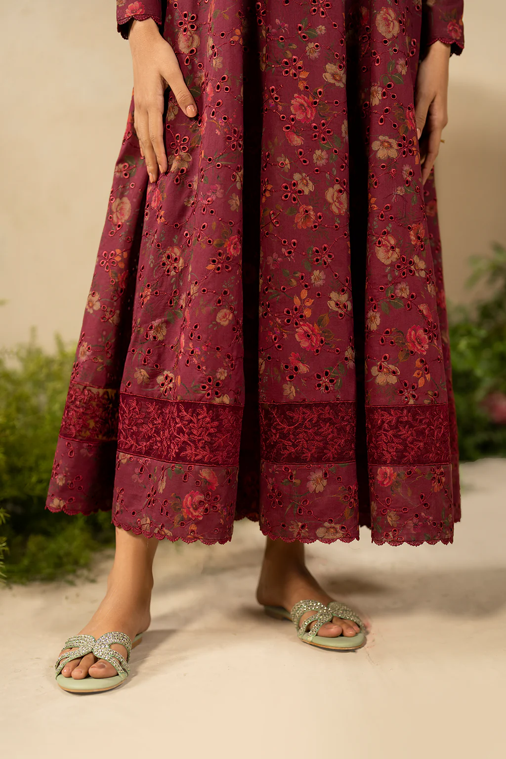 EFL-10 Embroidered Lawn - Image 9
