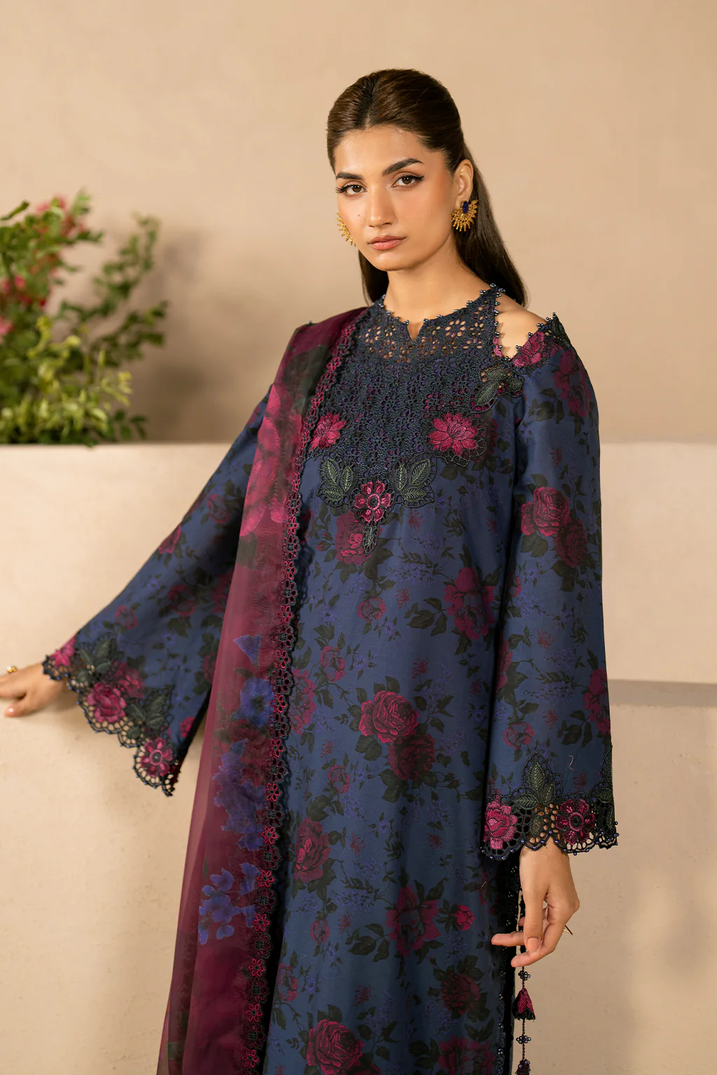 EFL-12 Embroidered Lawn - Image 12