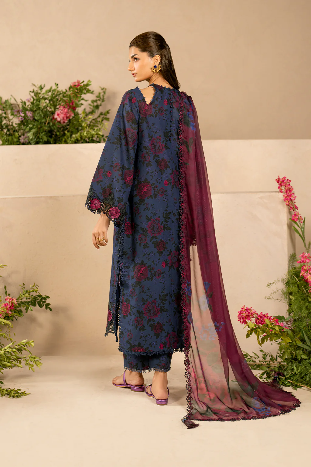 EFL-12 Embroidered Lawn - Image 3