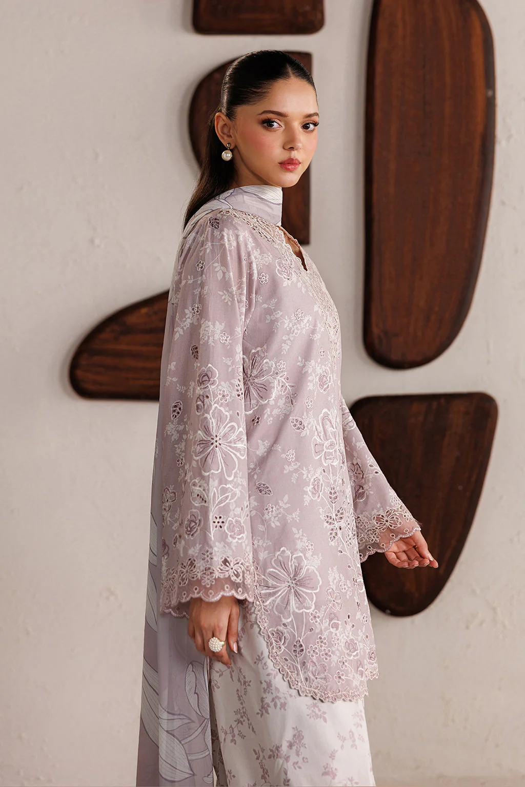 IBE-07 Embroidered Lawn - Image 6
