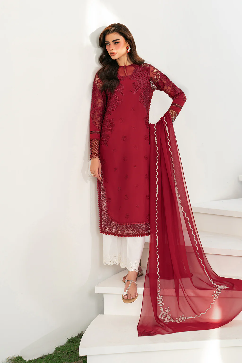 IFE-01 Embroidered Lawn - Image 4
