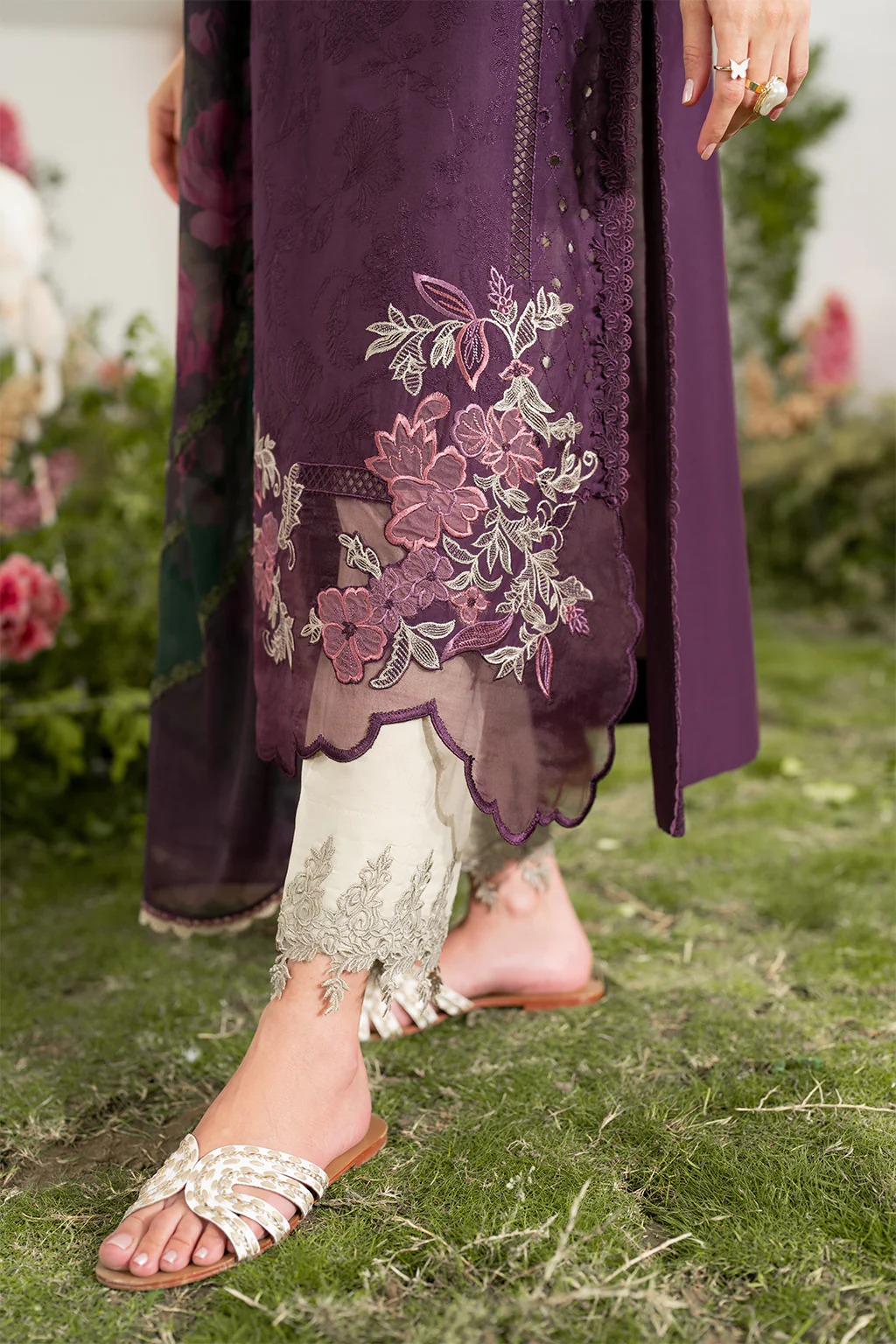 IFE-03  Embroidered Lawn - Image 6