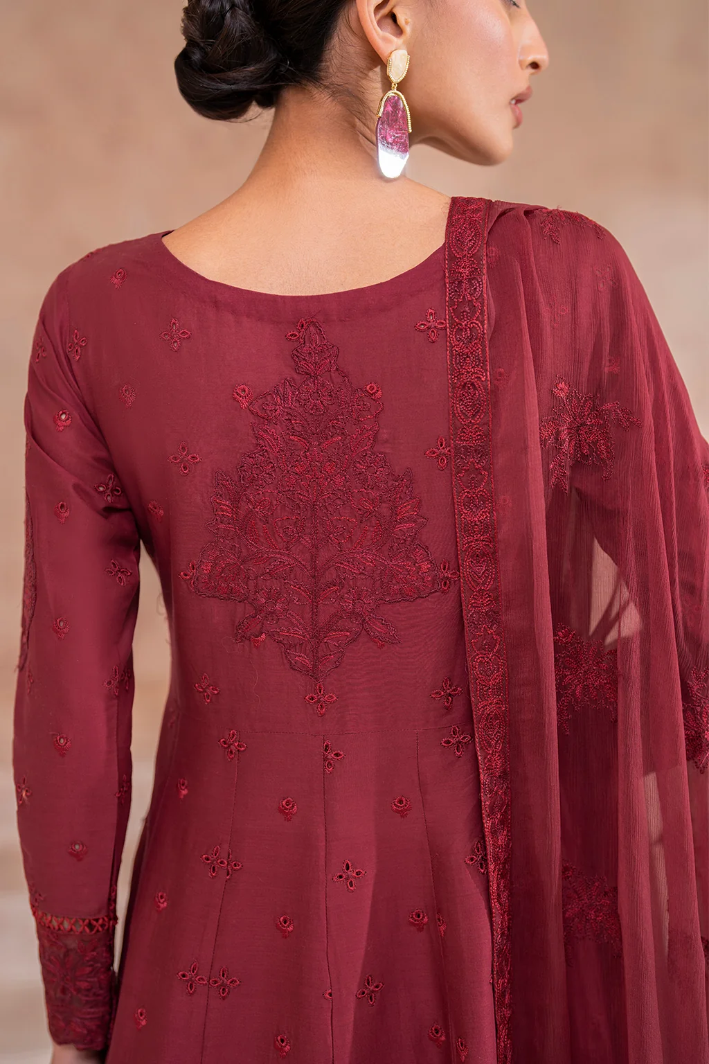 IP-190 Embroidered Lawn - Image 6