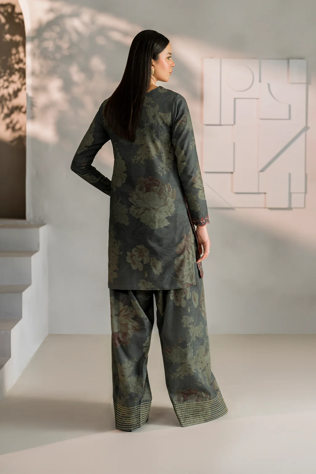 IP-262 Printed Khaddar - Image 7