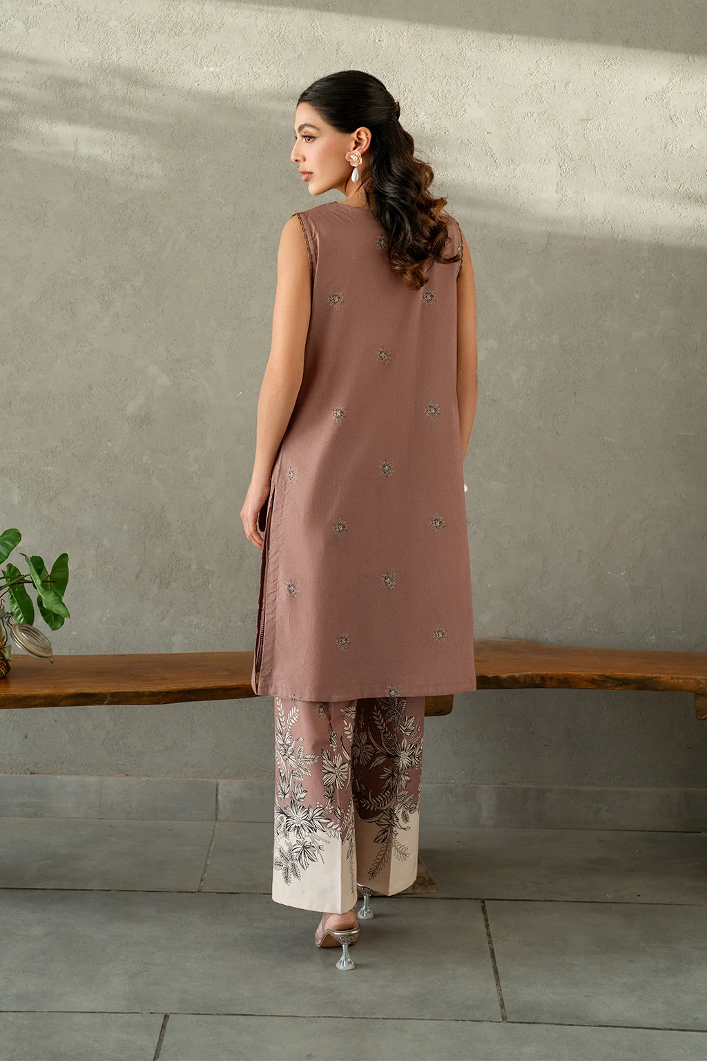 IP-307 Printed Lawn - Image 3