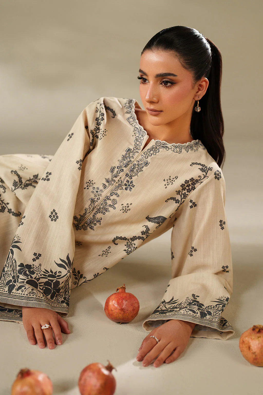 IP-333 Printed Khaddar - Image 10