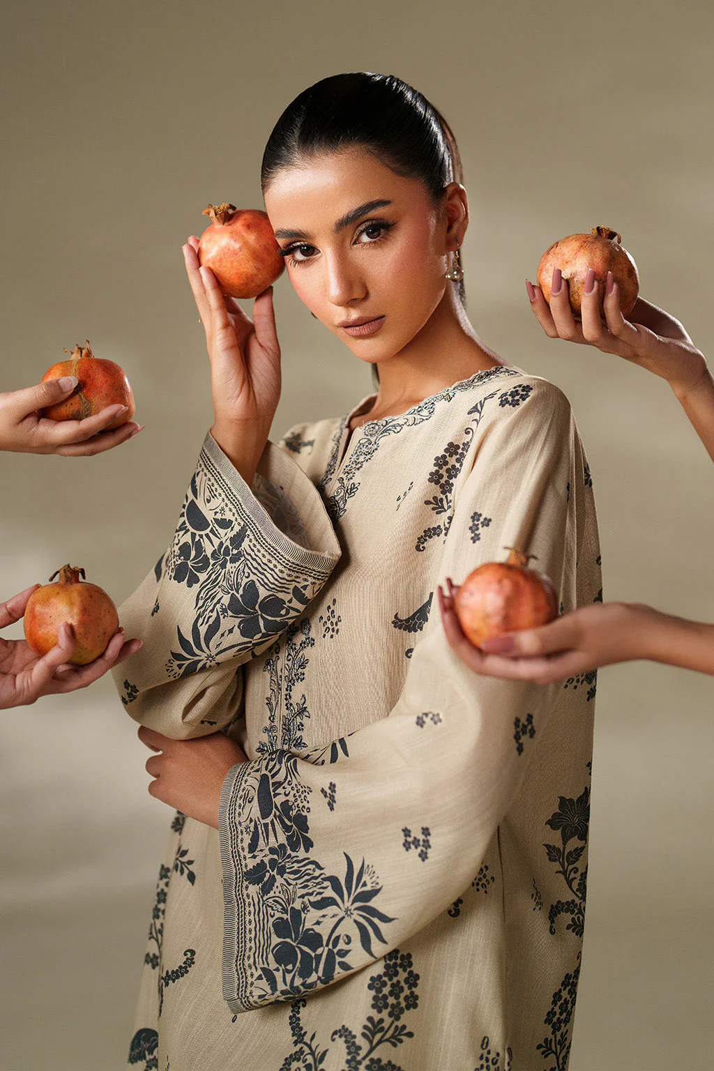 IP-333 Printed Khaddar - Image 7