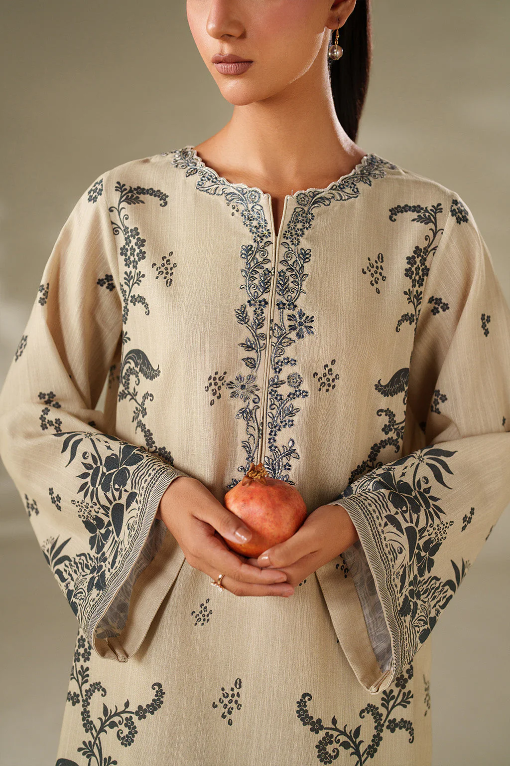 IP-333 Printed Khaddar - Image 8