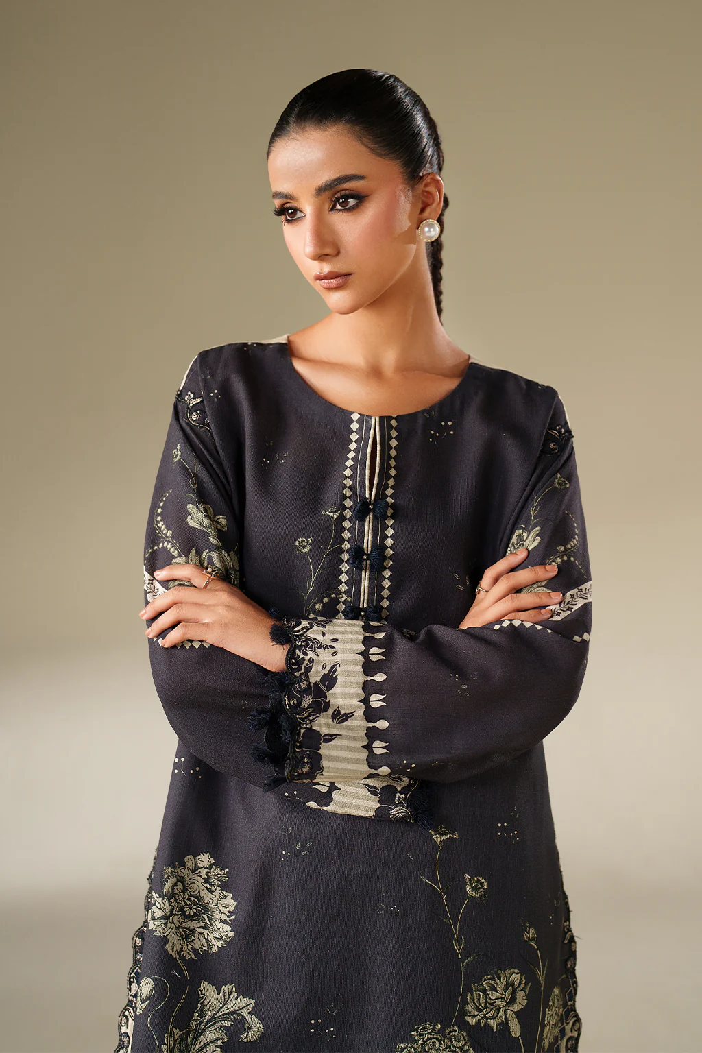 IP-341 Printed Khaddar - Image 10