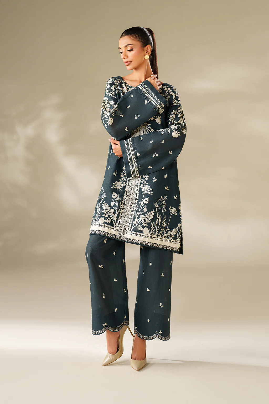 IP-343 Printed Khaddar - Image 10