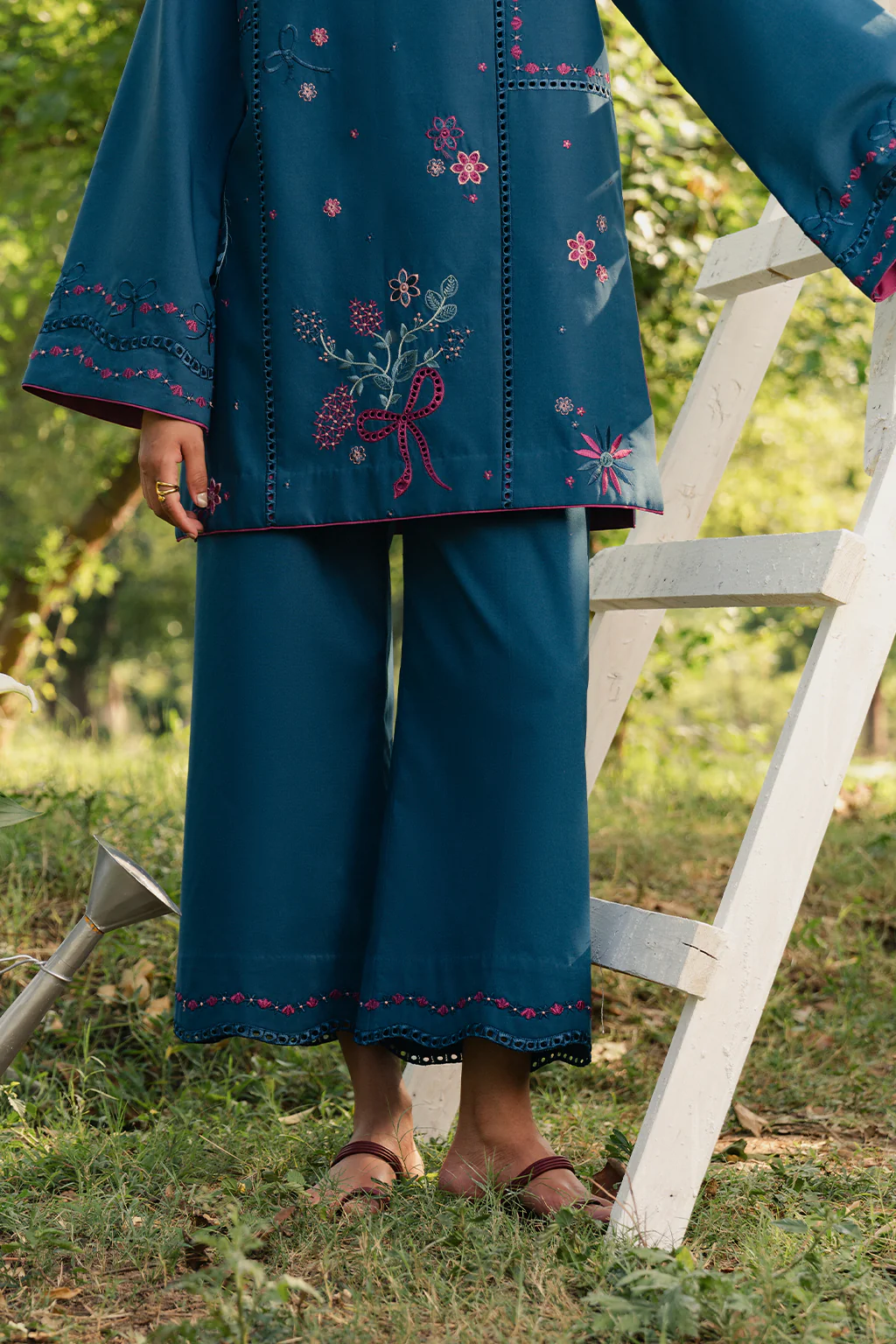 IP-375 DYED LAWN - Image 4
