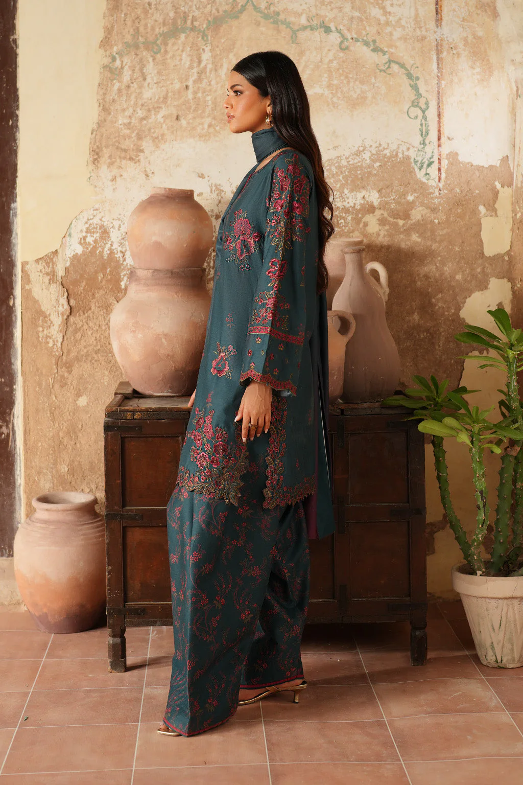 IPF-01 Embroidered Printed Linen - Image 7