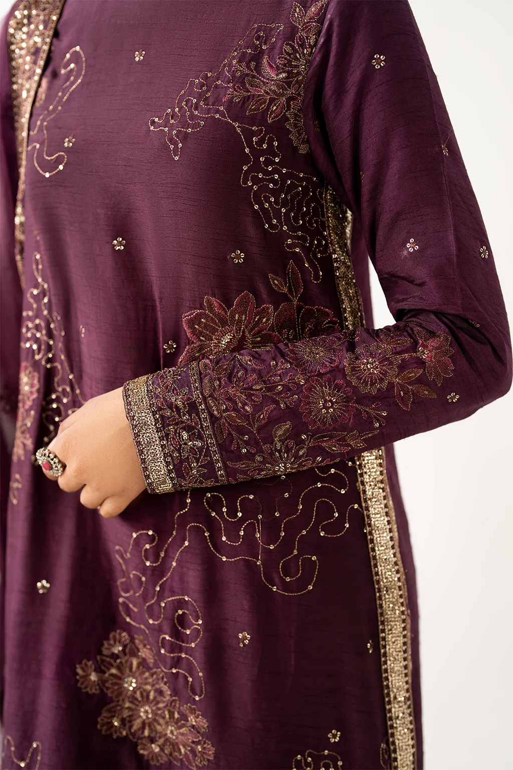 IRS-22 Embroidered Rawsilk - Image 16