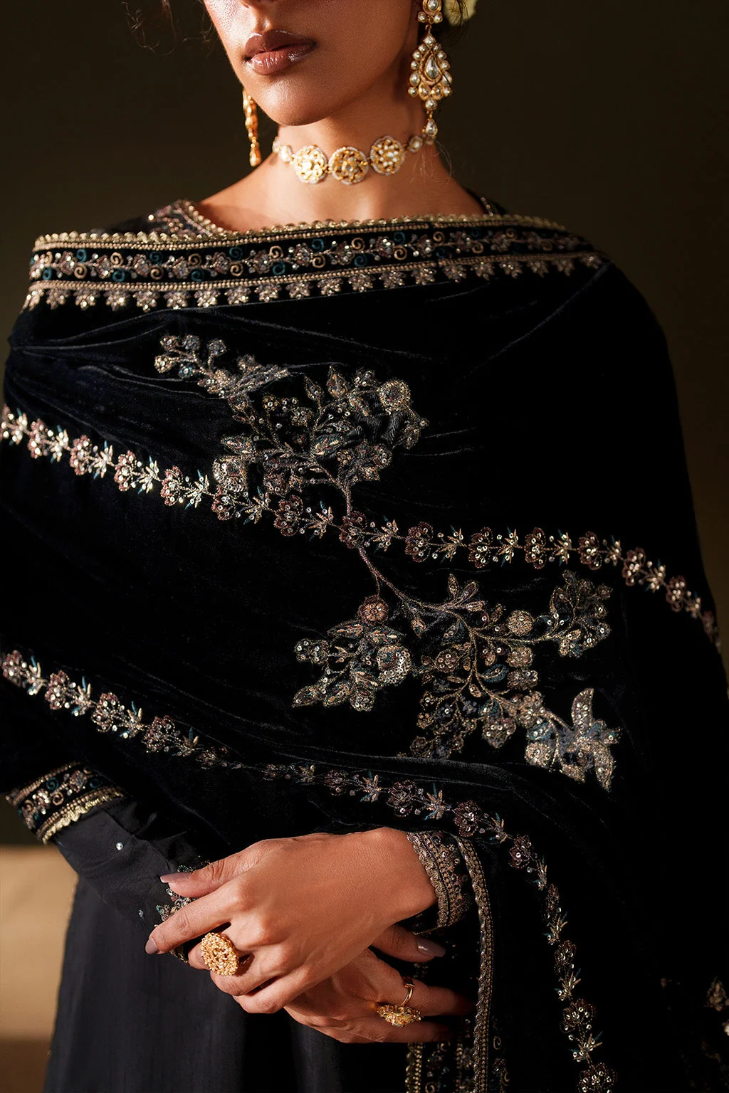 IV-72 Embroidered Velvet - Image 8