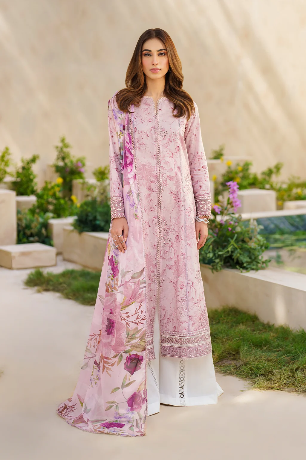 SFL-06 Embroidered Lawn - Image 3