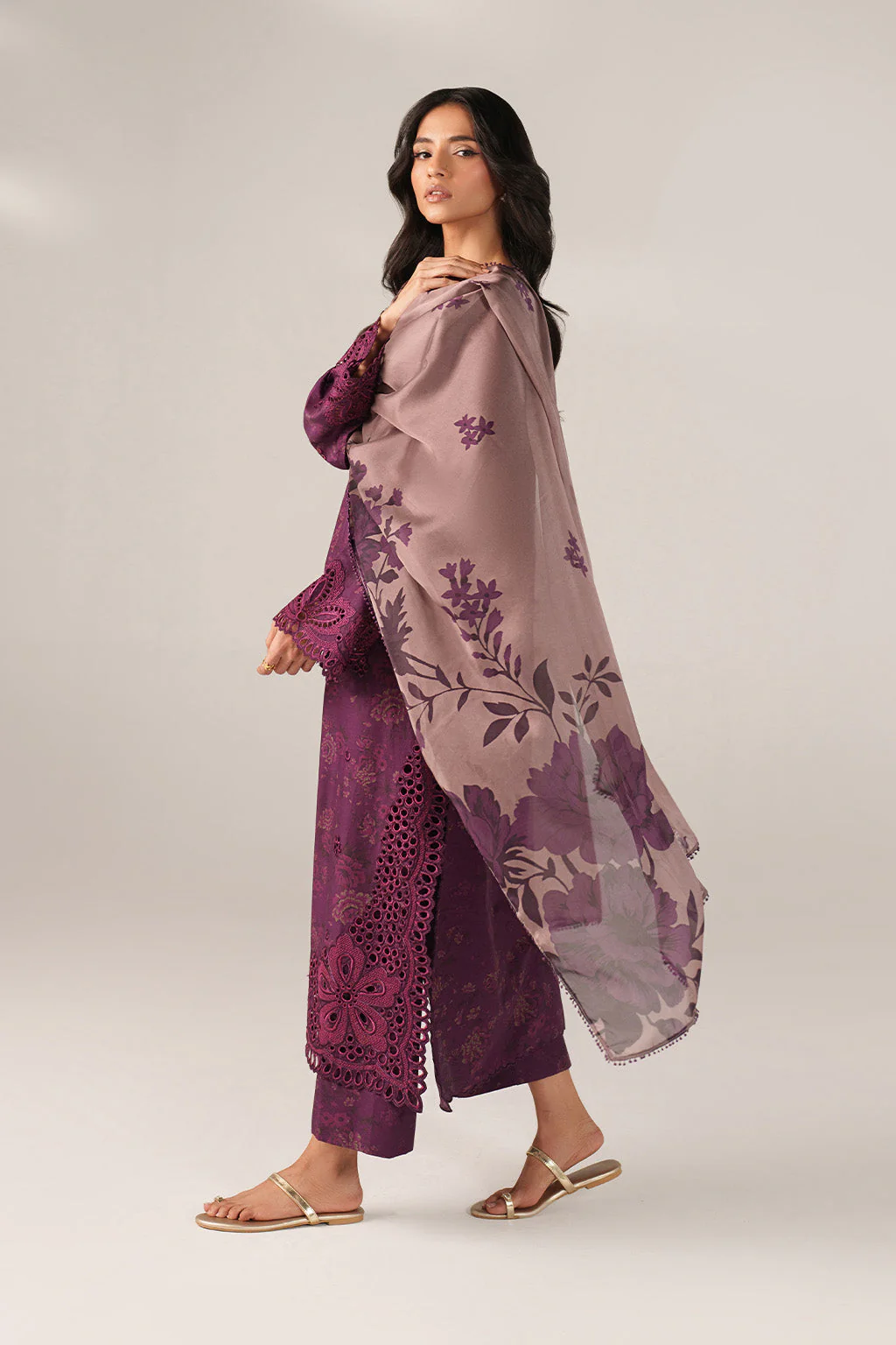 SS-08 Embroidered Lawn - Image 3