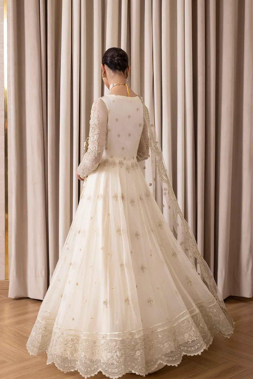 UE-179 WHITE WONDER - Image 3