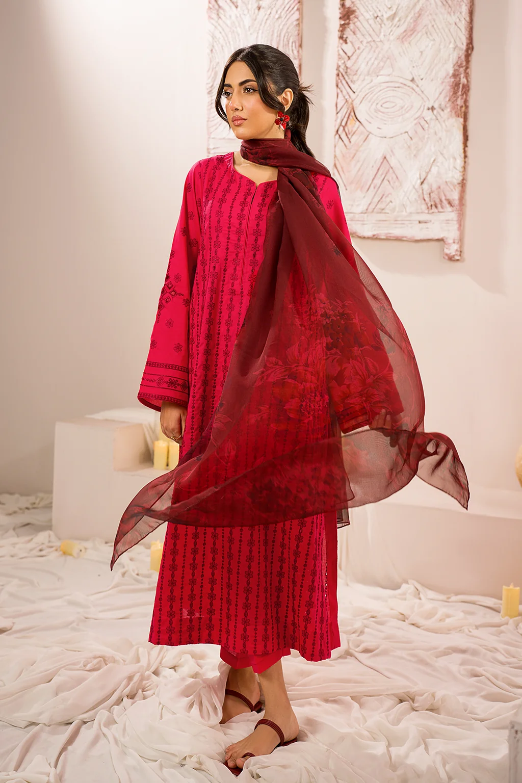 UE-203 Embroidered Lawn - Image 4