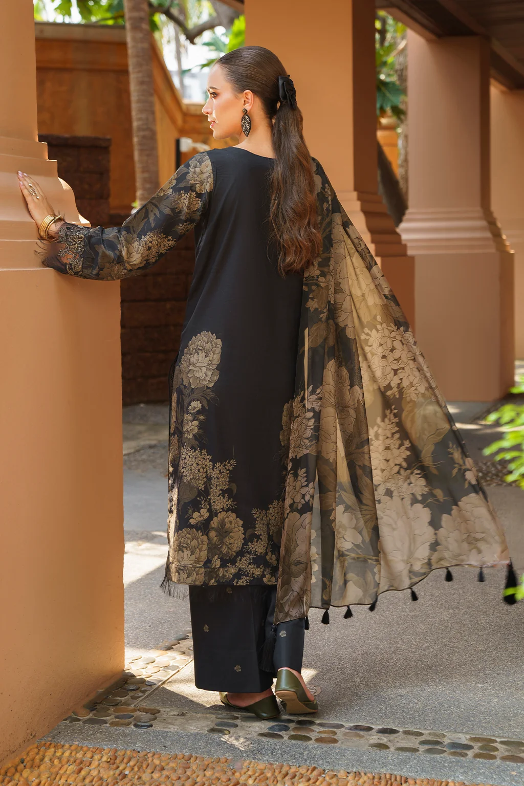 UE-230 Printed Lawn - Image 6