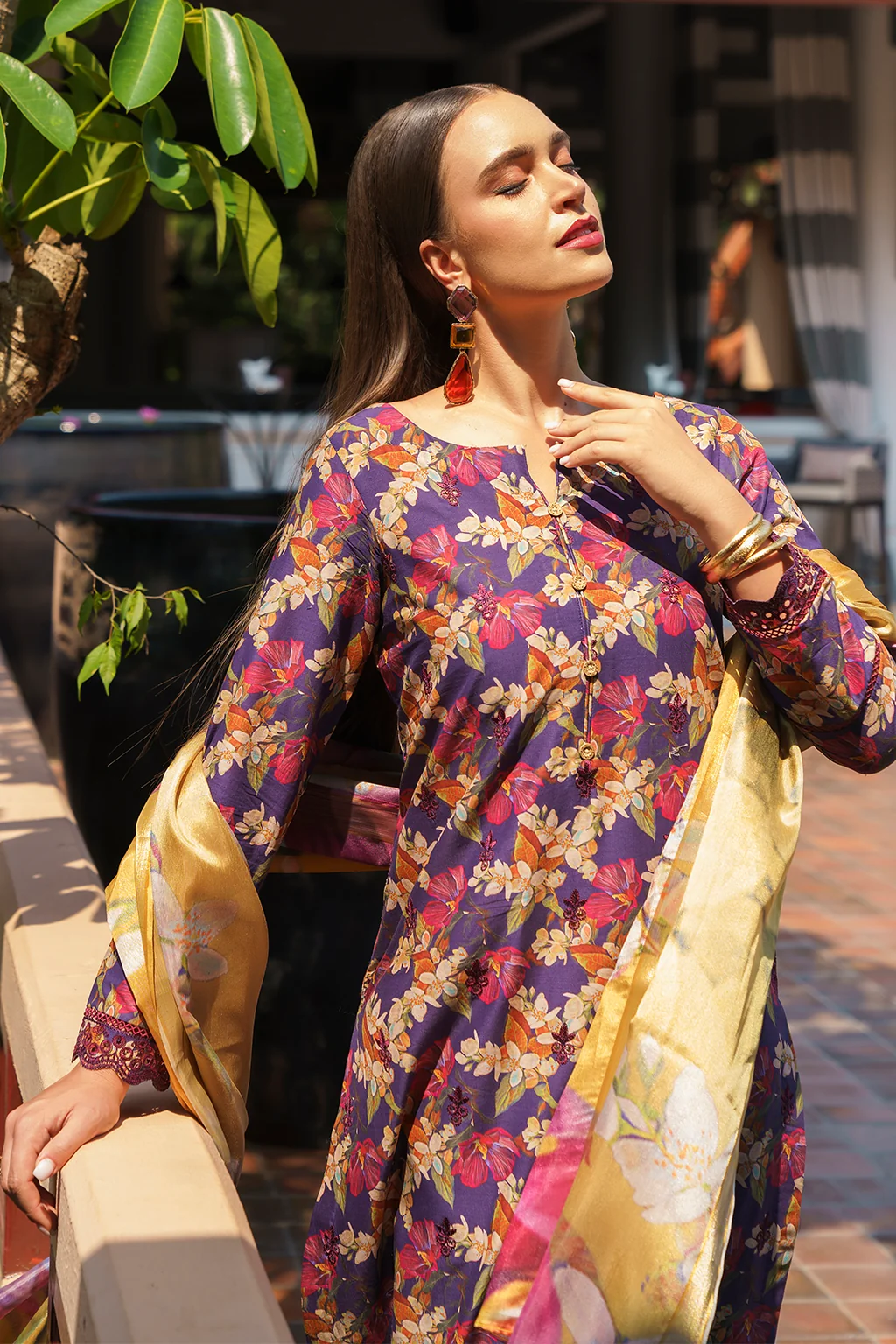 UE-233 Printed Lawn - Image 8