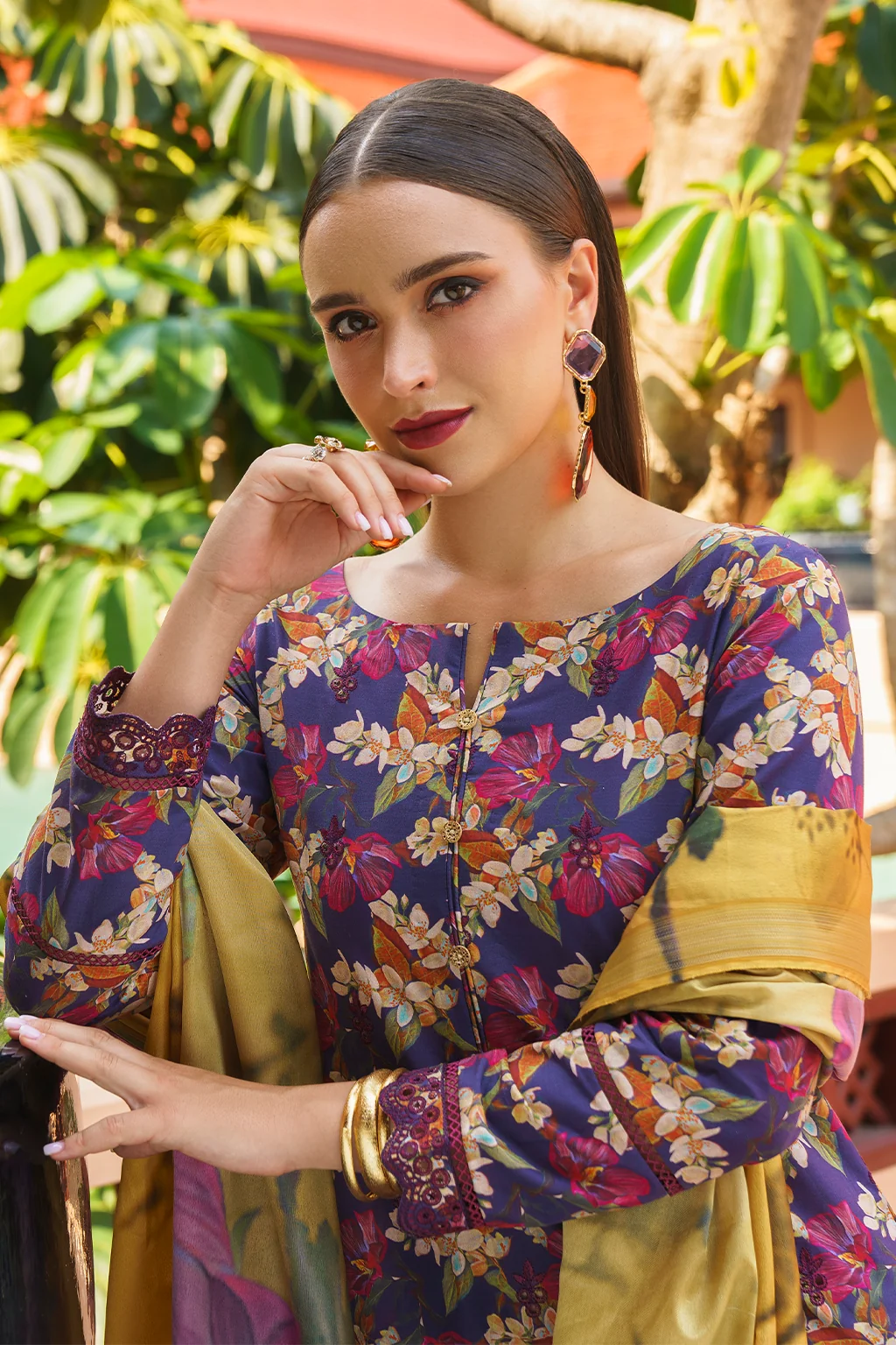 UE-233 Printed Lawn - Image 9