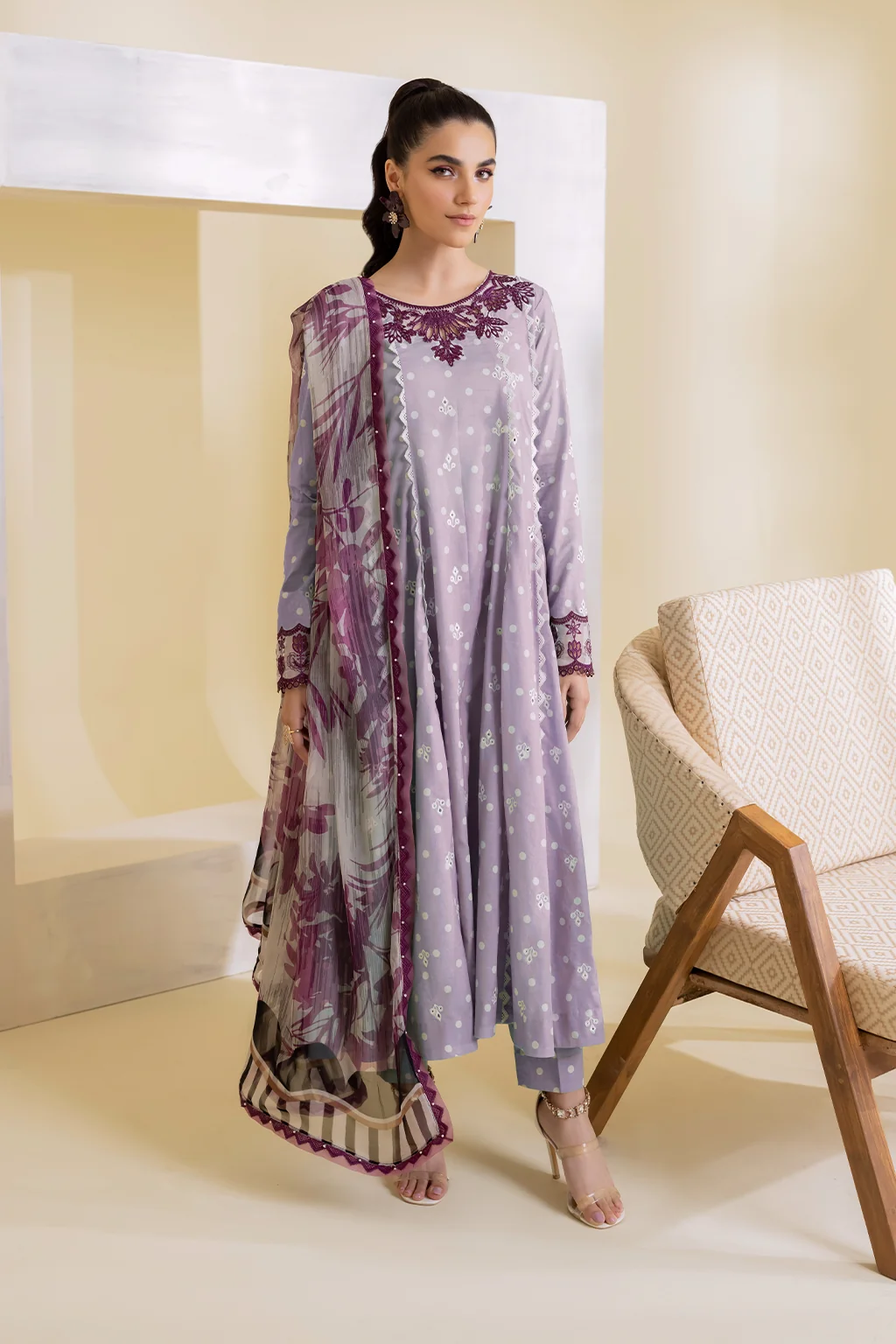 UE-234 Printed Lawn