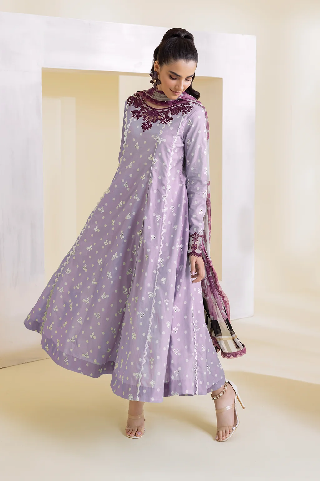 UE-234 Printed Lawn - Image 5