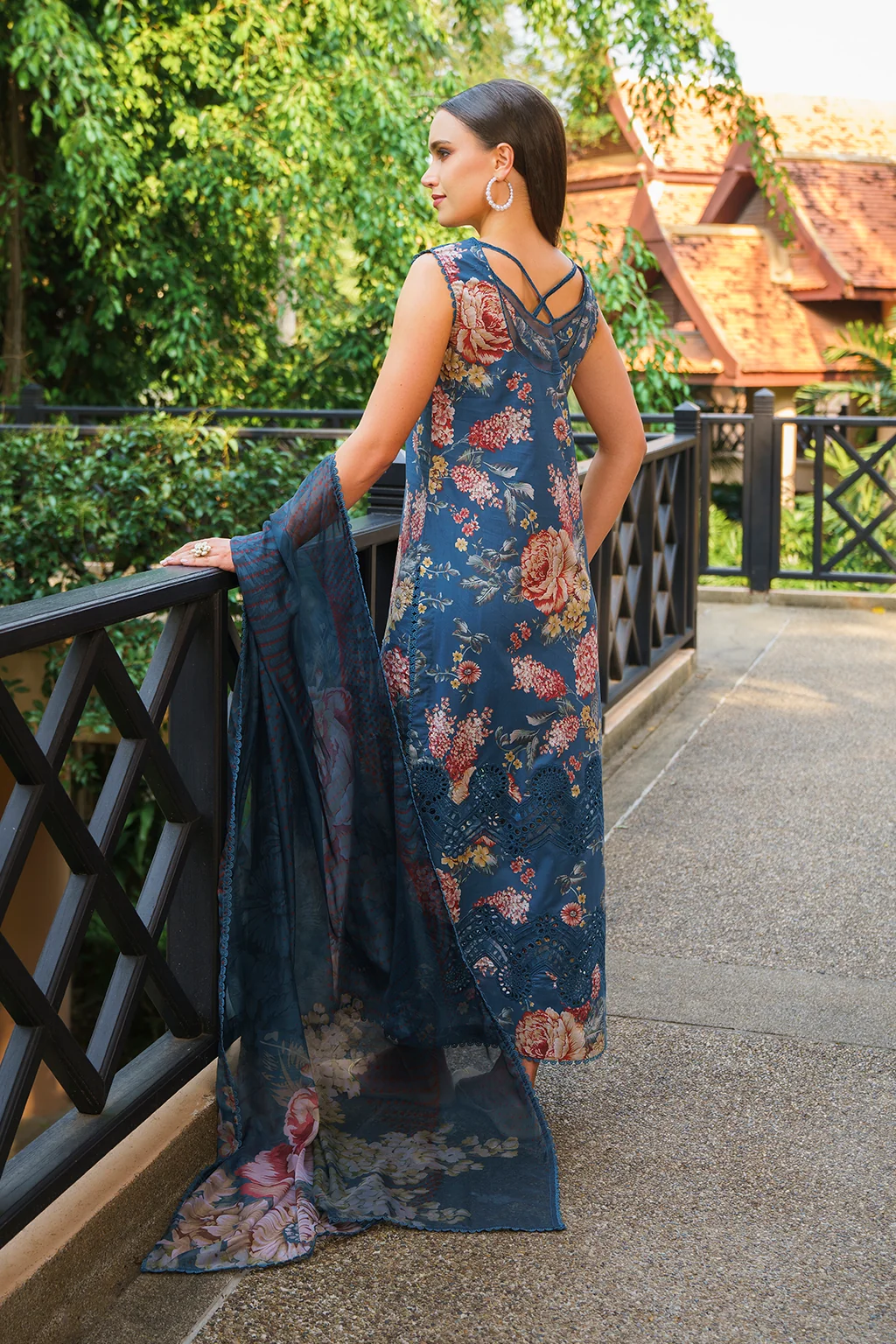 UE-242 Printed Lawn - Image 3