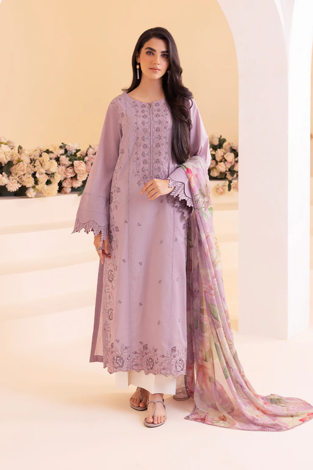 UE-254 Embroidered Lawn - Image 3