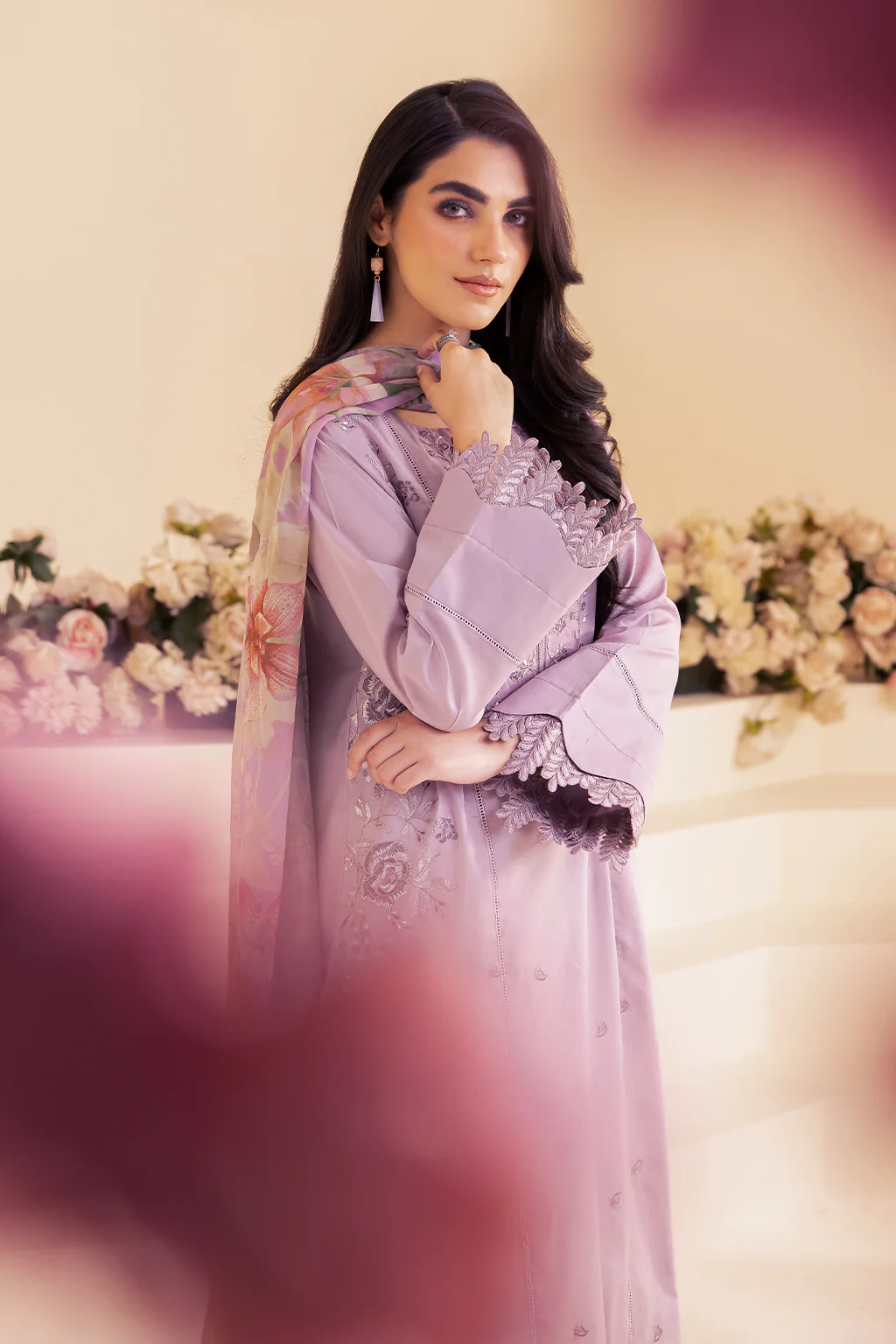UE-254 Embroidered Lawn - Image 6