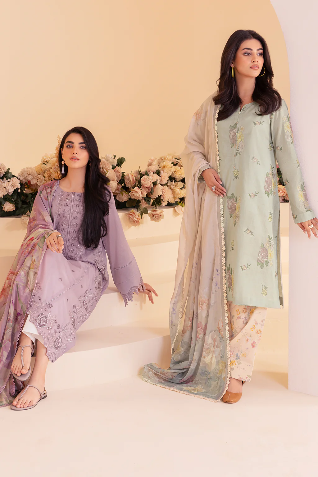 UE-254 Embroidered Lawn - Image 8