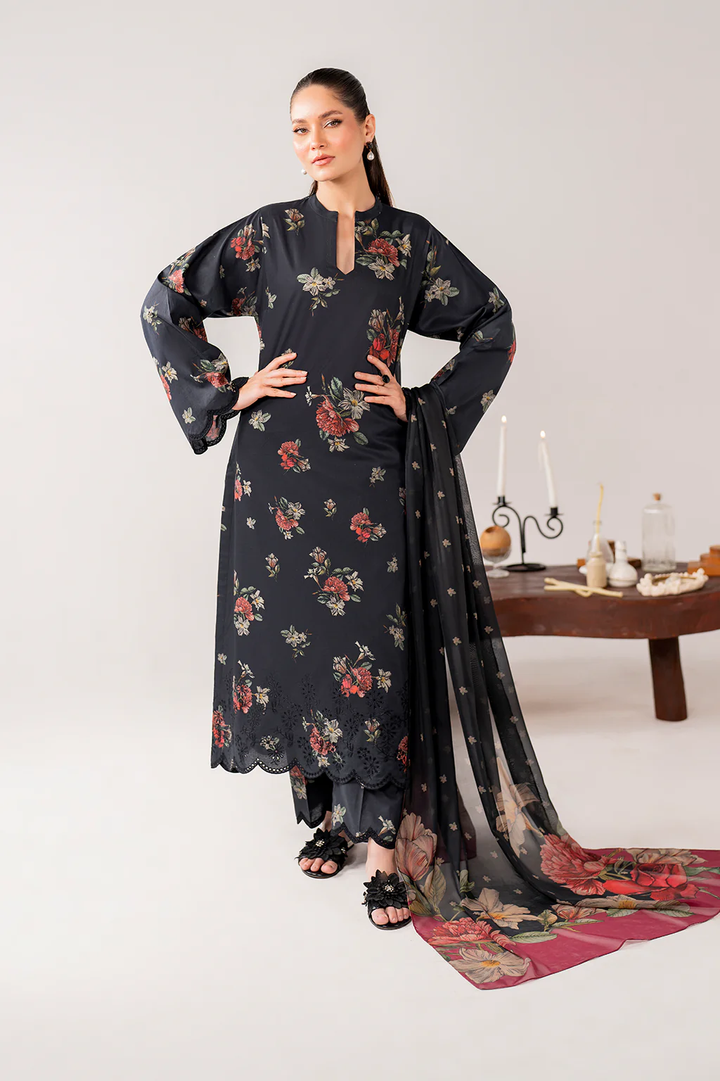 UE-268 Printed Lawn - Image 5