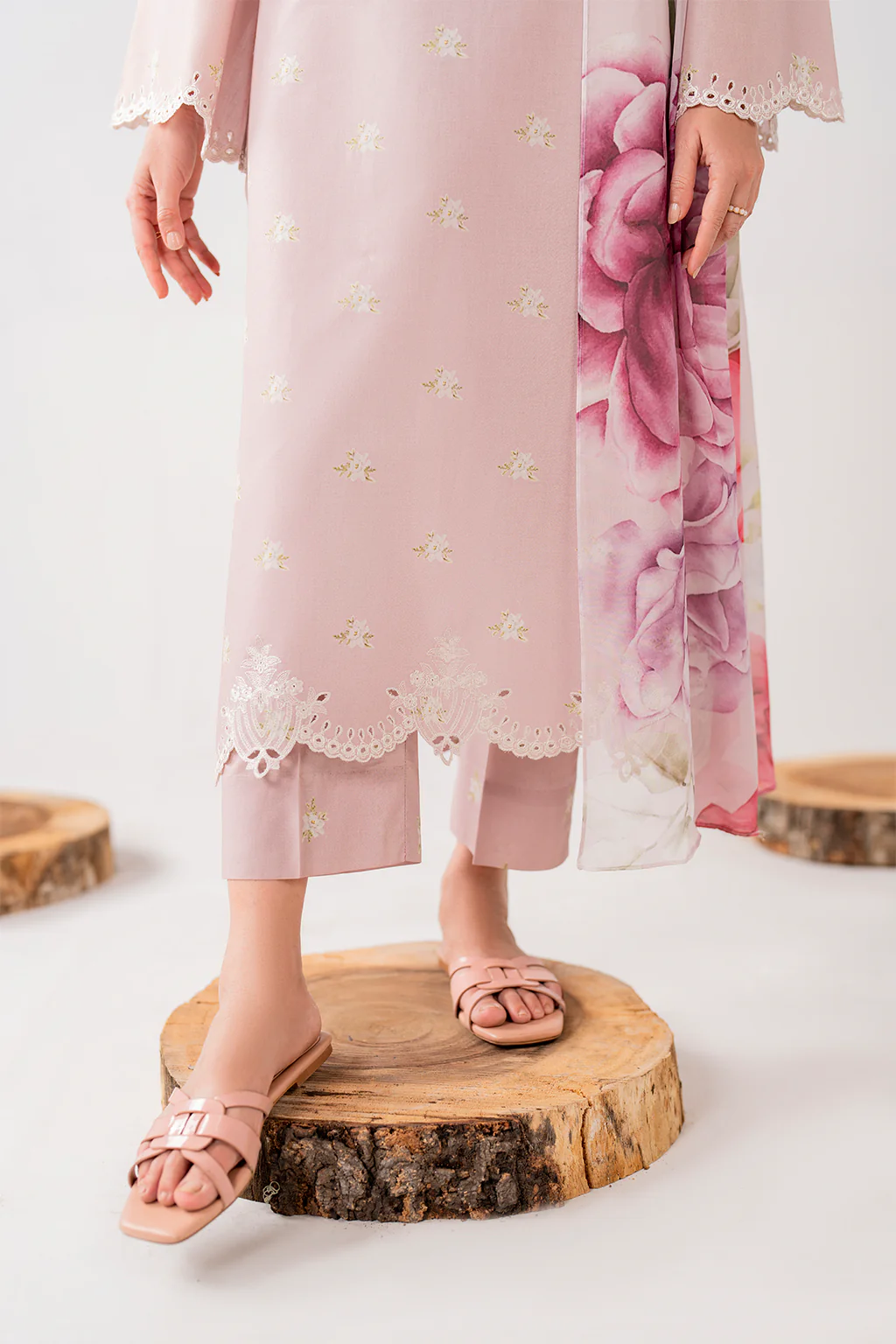 UE-277 Printed Lawn - Image 5