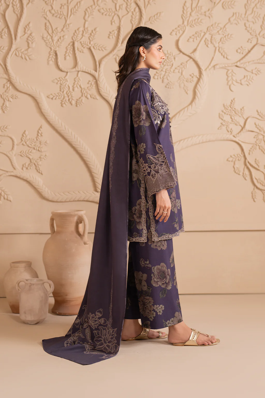 UE-338 Printed Viscose - Image 4