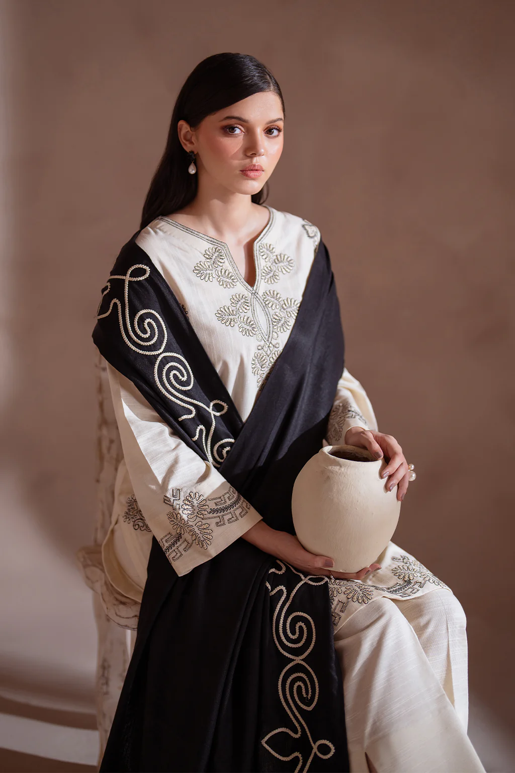 UE-361 Embroidered Khaddar - Image 9