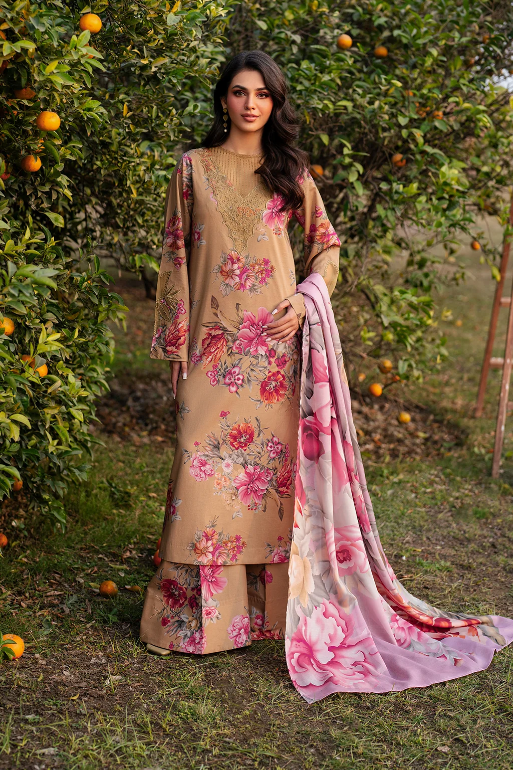 UE-384 Printed Lawn