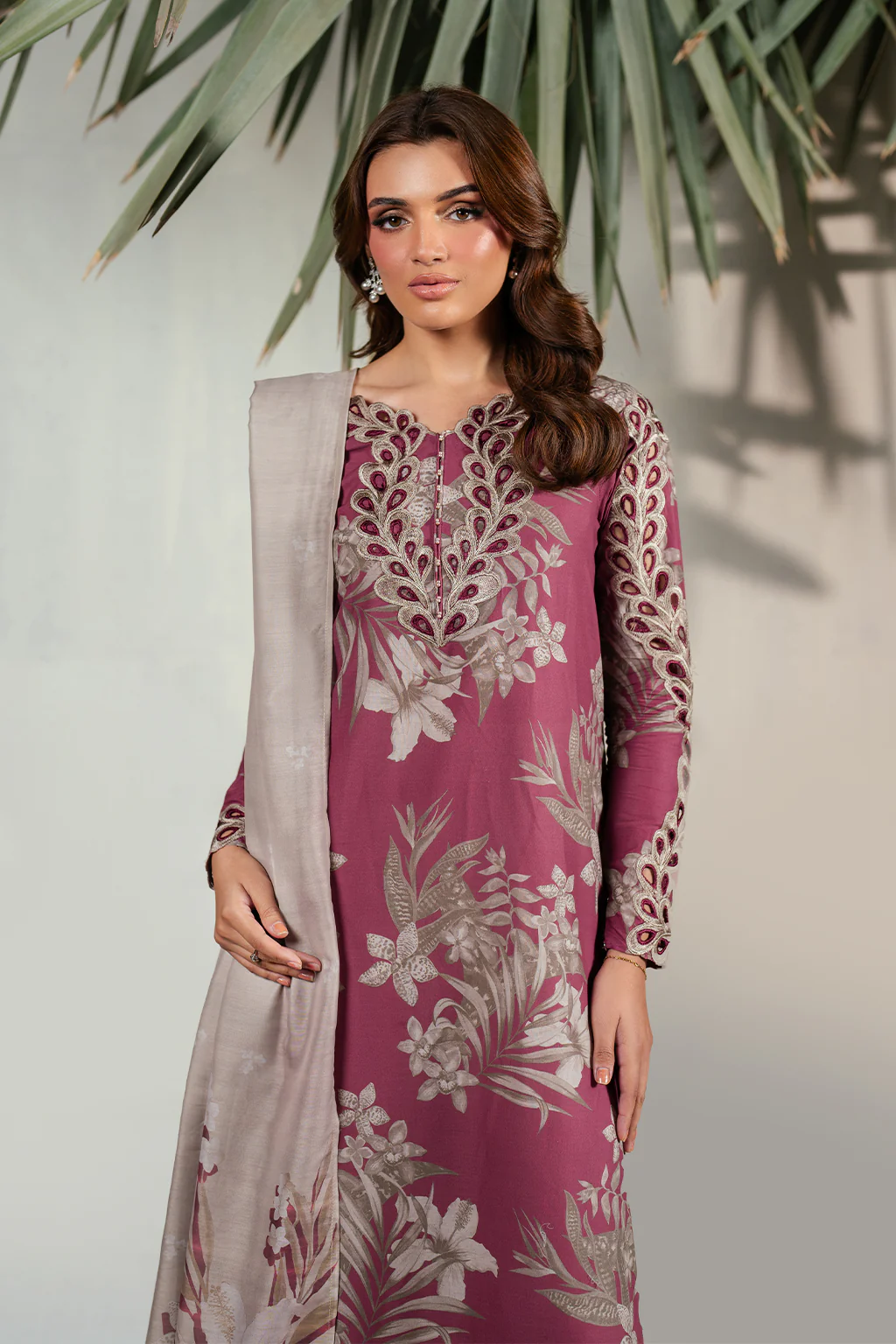 UE-396 Printed Lawn - Image 4