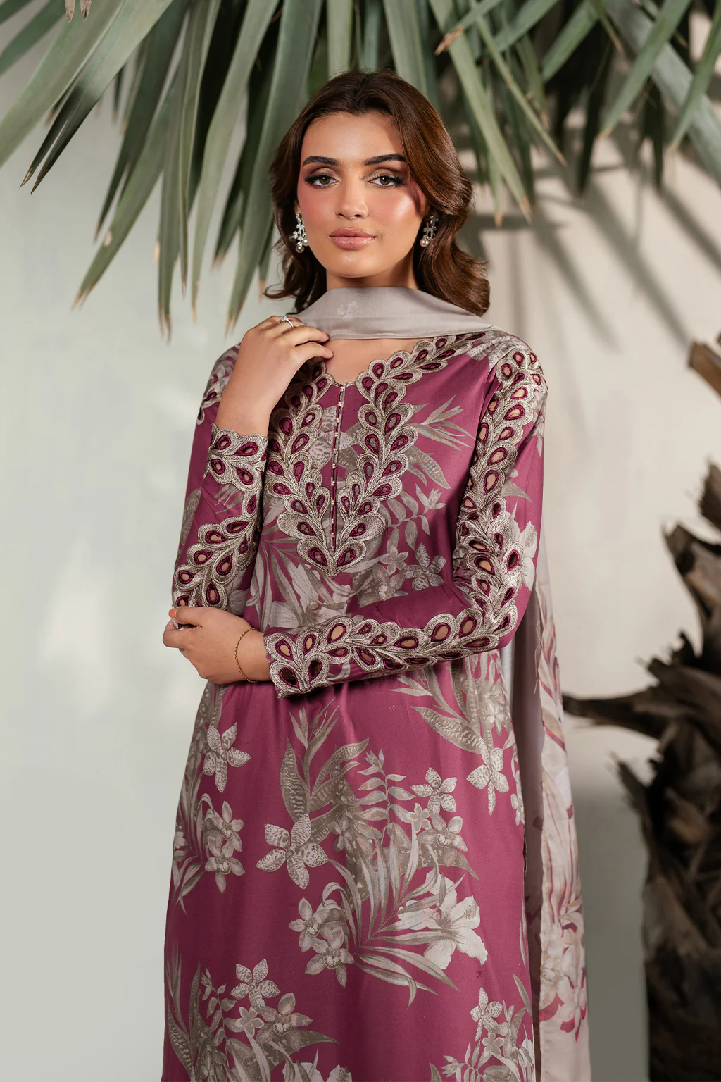 UE-396 Printed Lawn - Image 7