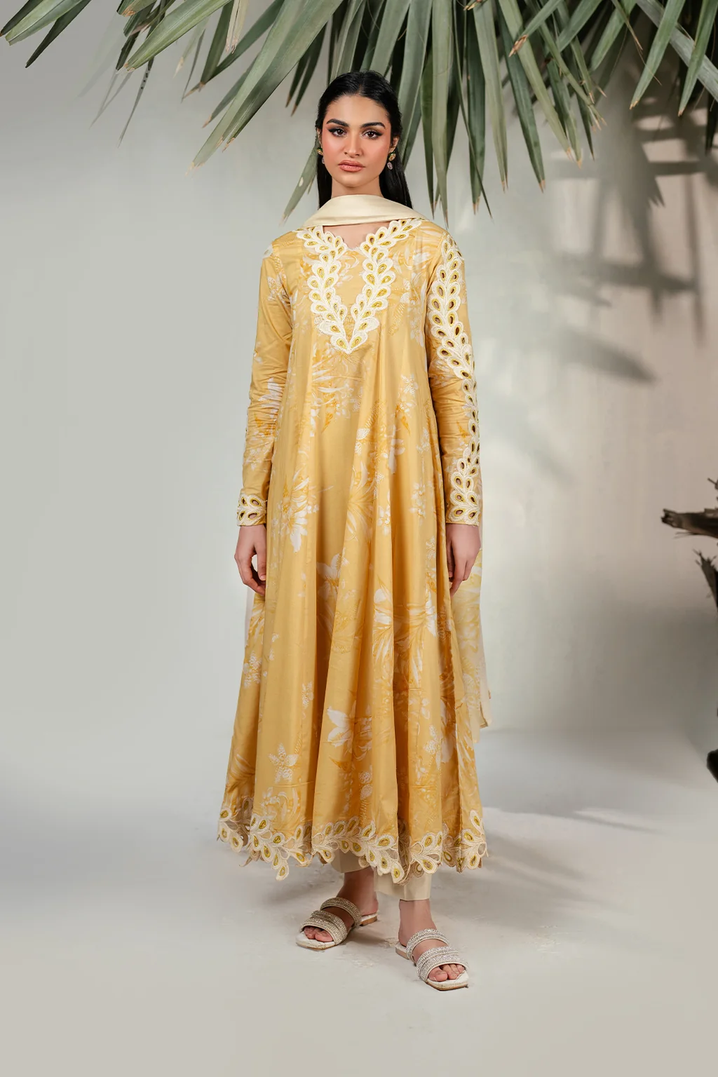 UE-397 Printed Lawn - Image 4