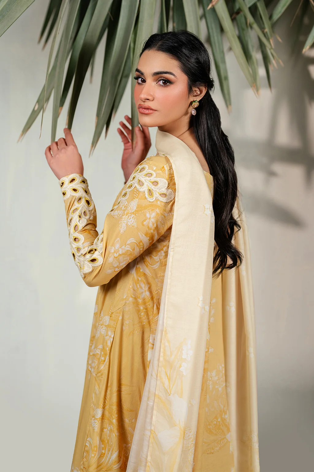 UE-397 Printed Lawn - Image 6