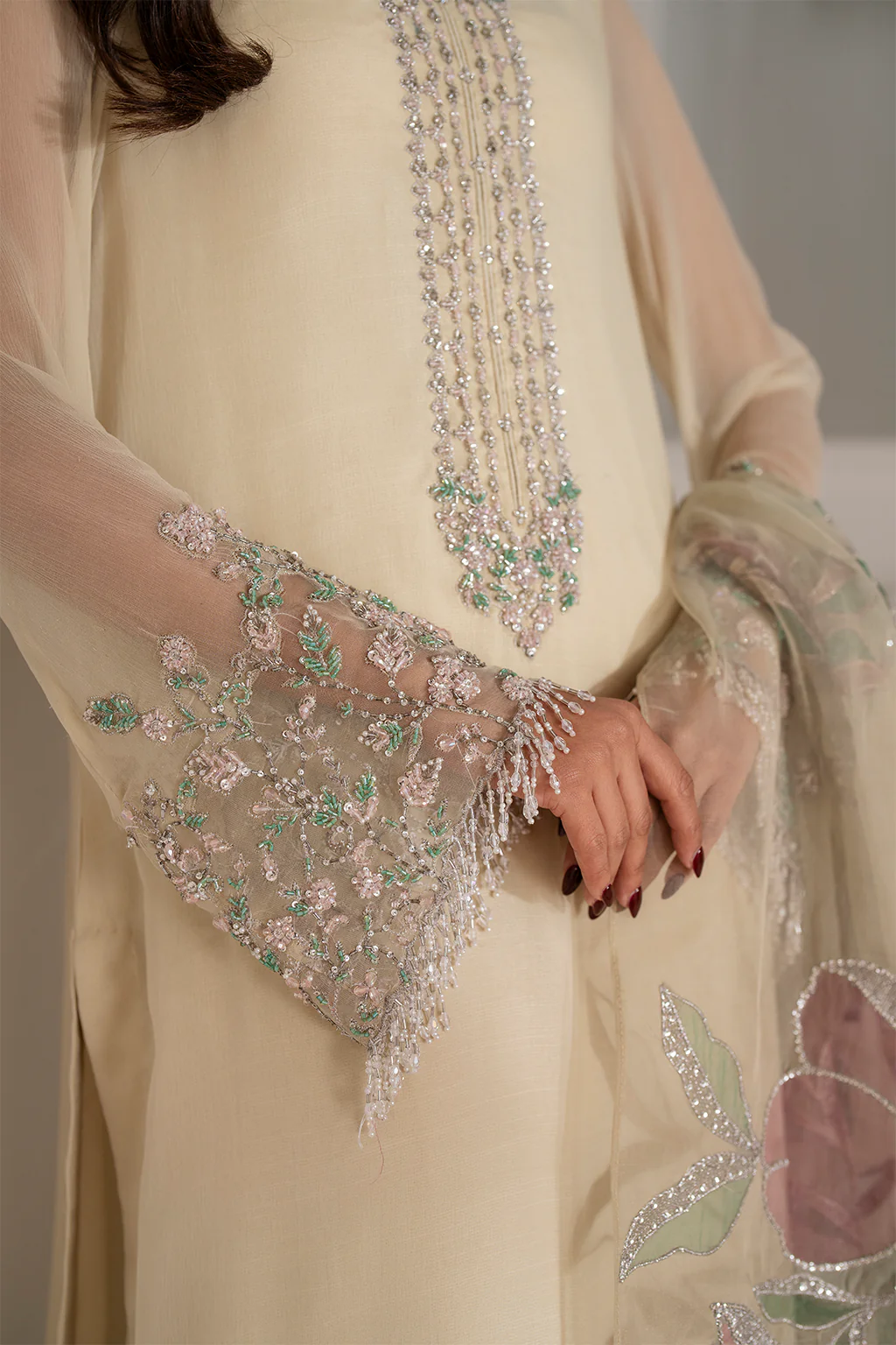 UE-413 Embroidered Chiffon - Image 4