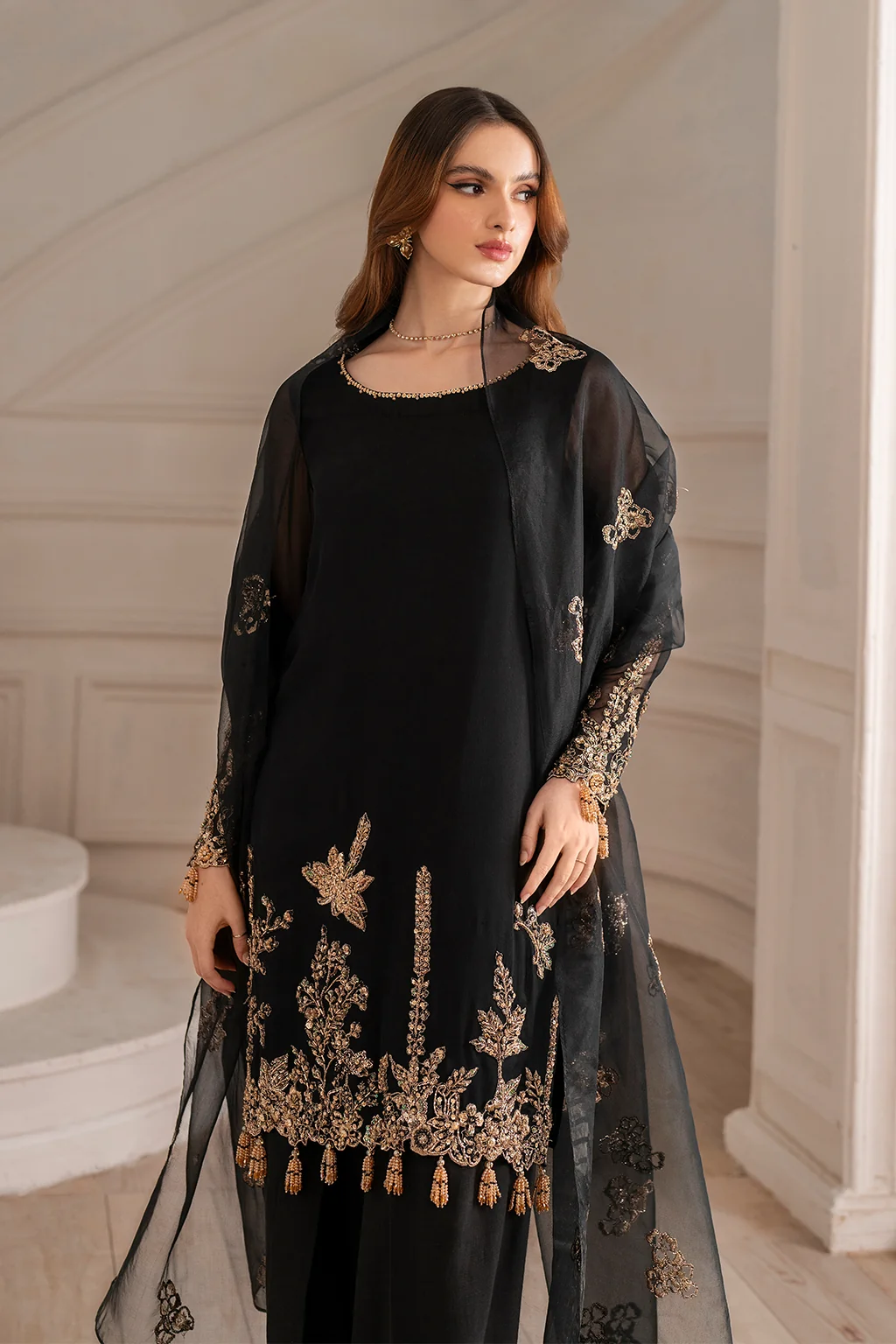 UE-417 Embroidered Chiffon - Image 3