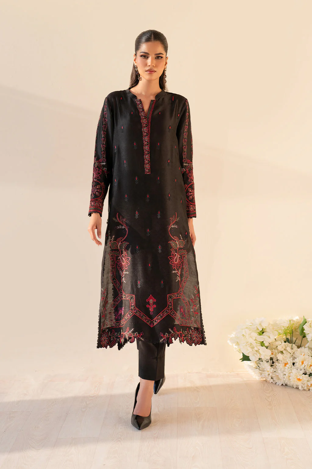UE-434 Embroidered Pure Jacquard Silk - Image 9