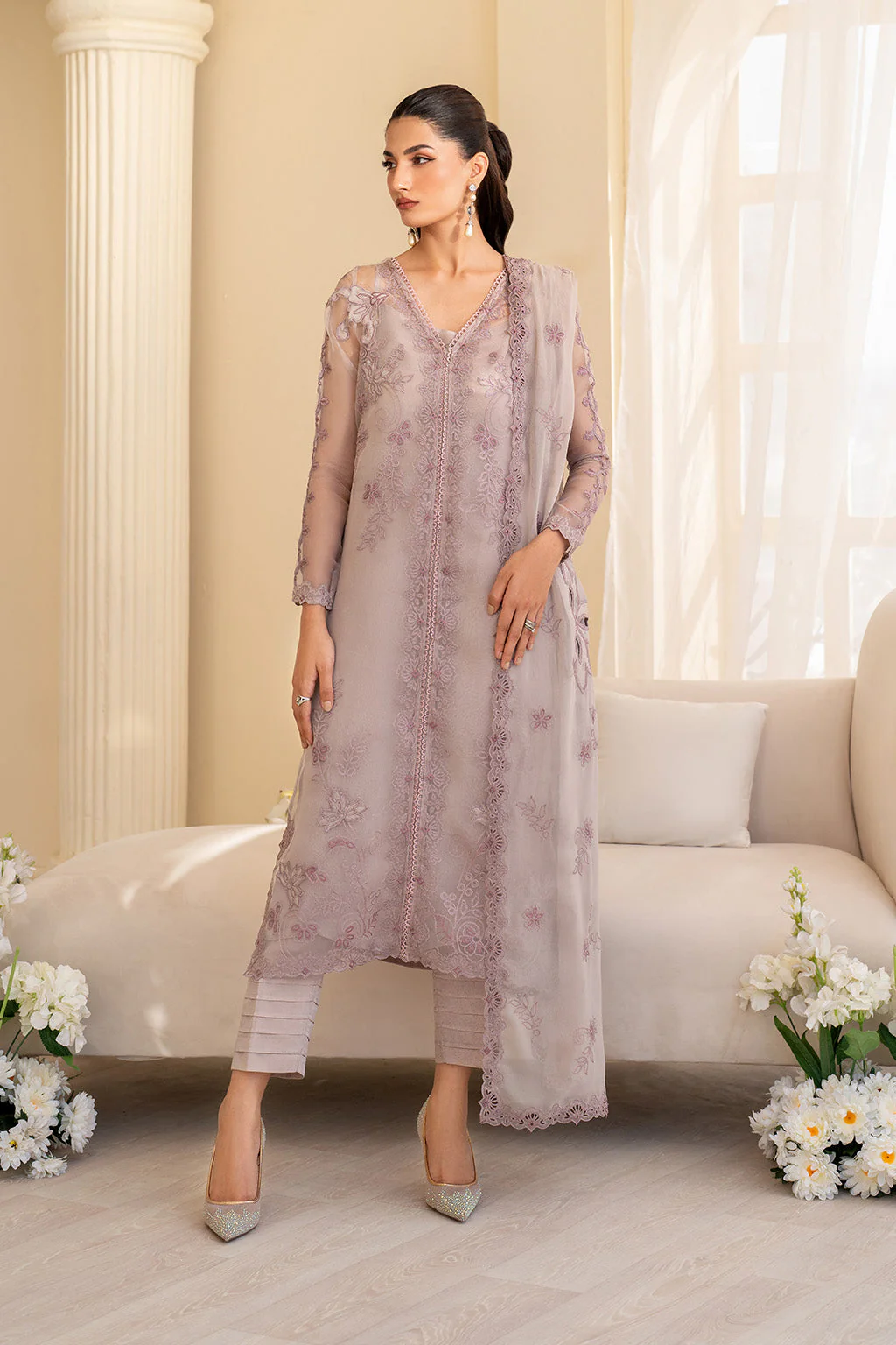 UE-437 Embroidered Pure Organza - Image 4
