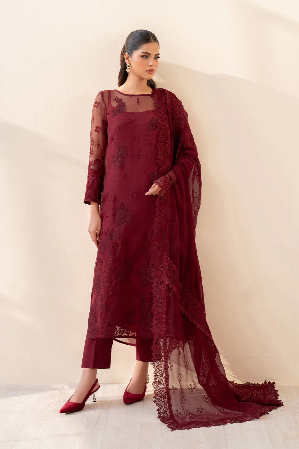 UE-438 Embroidered Pure Organza - Image 5
